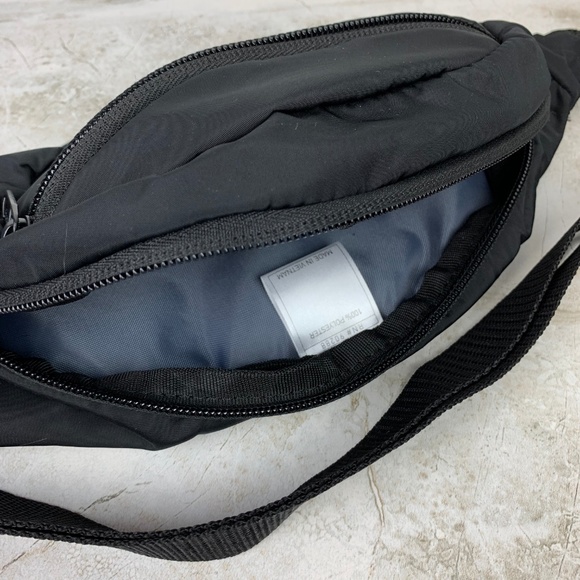 ADIDAS — Black & White Core Waist Travel Bag — NWT - Picture 8 of 8